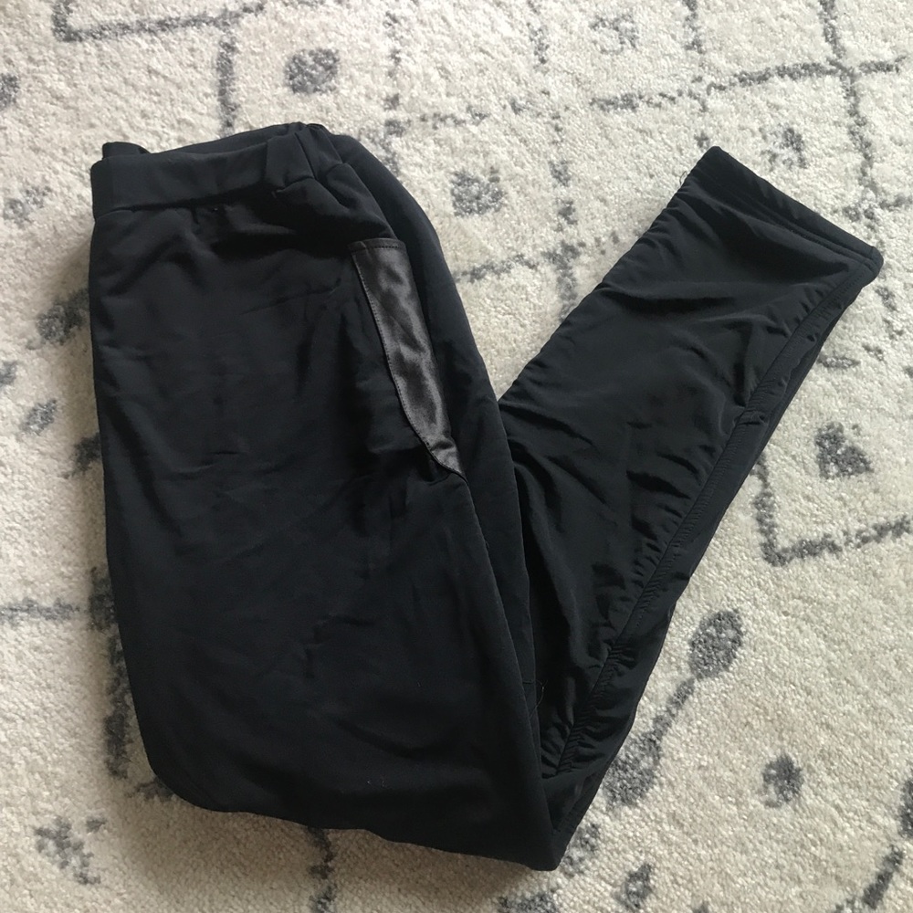 Fleece lined pants w/ faux leather made in France